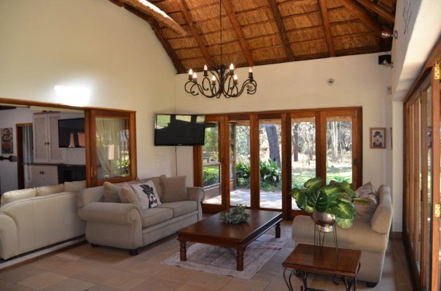 4 Bedroom Property for Sale in Lakeland North West